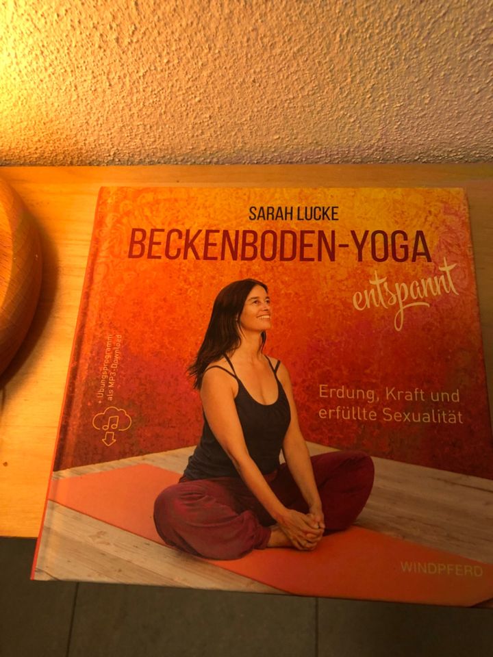 4 Yoga Bücher: YogaNidra, Achtsamkeits-Yoga, Neuro Yoga etc. in Düren