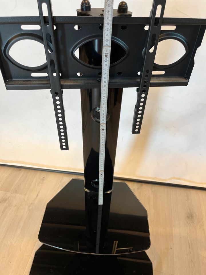 TV Monitor Rack Metall&Glas schwarz mit Rollen wie neu in Asperg