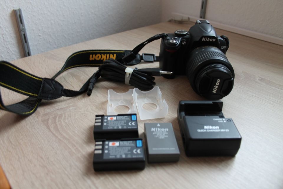 Digitale Spiegelreflexkamera Nikon 3000 in Geilenkirchen