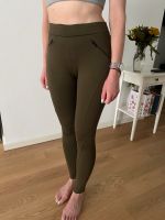 Hose khaki von Bershka Frankfurt am Main - Gallusviertel Vorschau