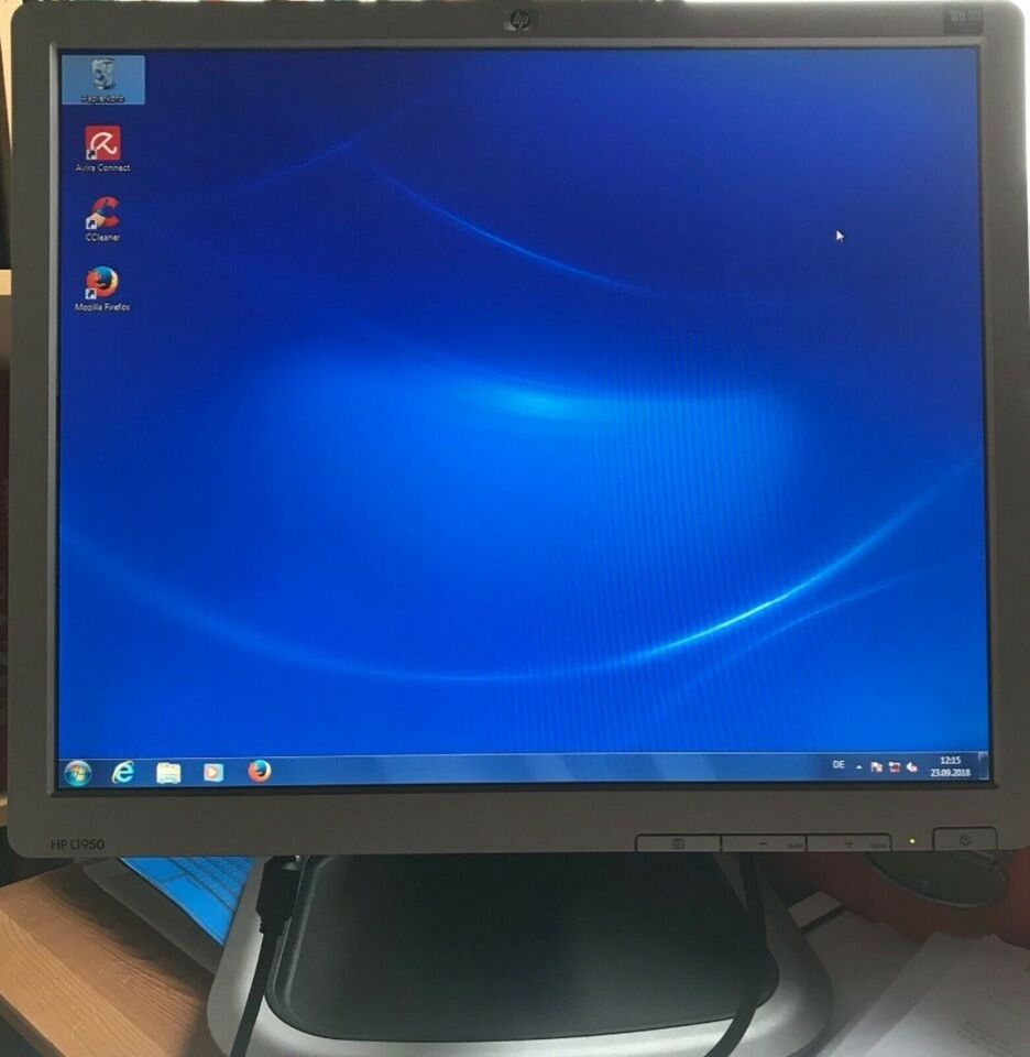 HP 7800 Desktop PC + 19" Mon.,Tastatur,Maus und Boxen in Lohmar