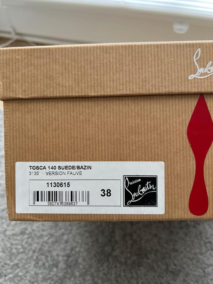 Christian Louboutin Tosca Keil Plateau Sandalen 38 neu in Hamburg