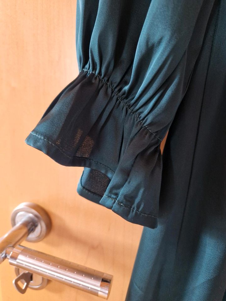 Langes Kleid petrol gr. 46 lange Ärmel, mit leichtem Beinschlitz in Wiernsheim