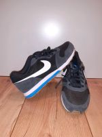 38 38.5 nike sneaker Turnschuhe Sportschuhe hallenschuhe Hannover - Herrenhausen-Stöcken Vorschau