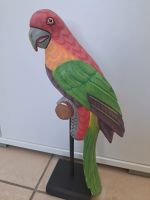 Deko Papagei Ara, auf Standfuß, Handarbeit, Balsa Holz, 37cm groß Bayern - Krailling Vorschau