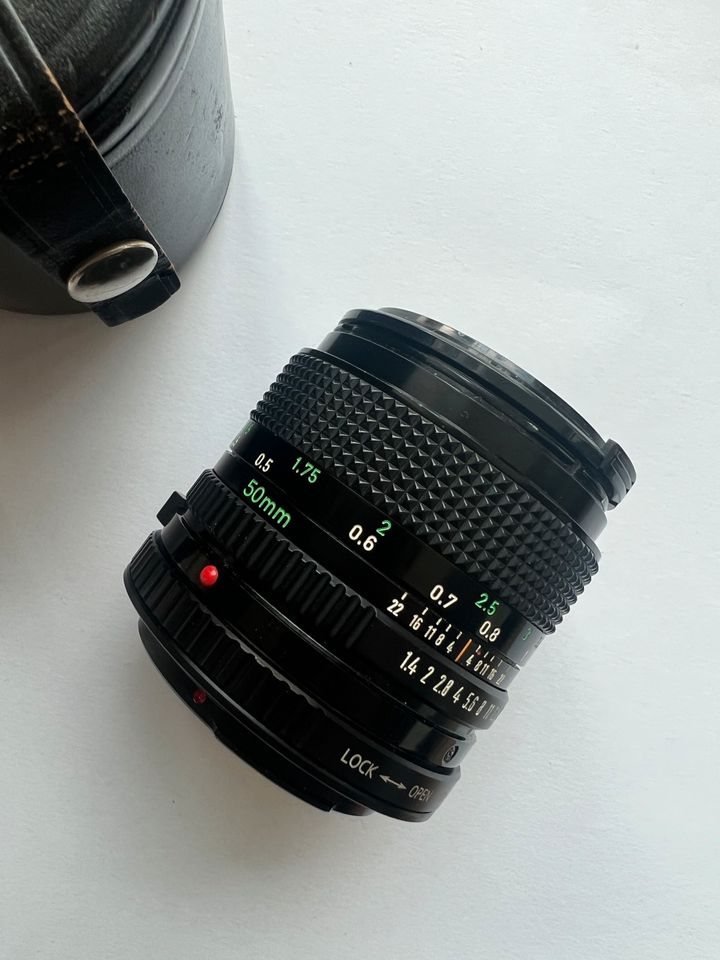Canon FD 50mm 1:1.4 Objektiv inkl. Adapter für EOS in Köln