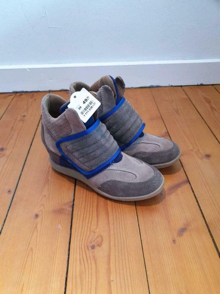 Damen Turnschuh Stiefel Catwalk Leder Größe 39 ungetragen! in Kuddewörde