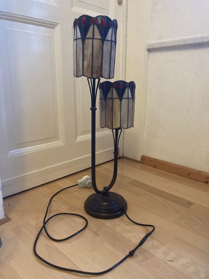 2 armiger Leuchter / Lampe im Tiffany Stil in Berlin