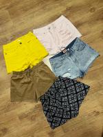 5 kurze Hosen Jeans Hotpants Gr. XS/34 schwarz gelb rosé H&M Only Bayern - Neunburg Vorschau
