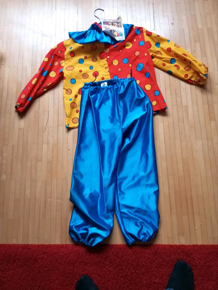 Kinder Karnevalskostüm 128 Clown in Hürth
