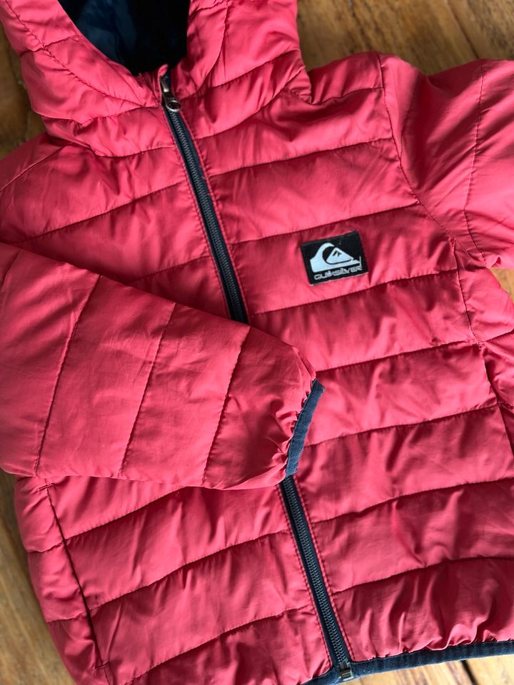 Quiksilver „Scaly“ Steppjacke Übergangsjacke, Gr. 3 in Heiligenhafen 