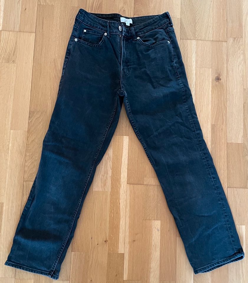 2x H&M Jeans, Gr. 38 in Köln Vogelsang