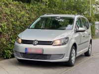 Volkswagen Touran 1.6 TDI Trendline /Klima/Parktronic/Sitzh Frankfurt am Main - Bornheim Vorschau