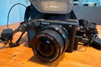 Sony Alpha 6300 Kamera (4K) + 16-50 mm Objektiv + 128GB SD Hessen - Viernheim Vorschau