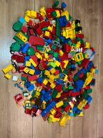 Lego Duplo Kiste Konvolut ca.4.5 kg Steine Figuren Tiere Auto Nordrhein-Westfalen - Remscheid Vorschau