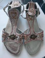 Sandalen Andrea Conti Gr.38 Silber orientalisch Sachsen - Limbach-Oberfrohna Vorschau