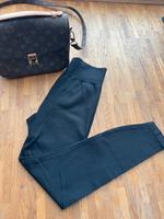 H&M Leggings Schwarz gerippt Gr: S breiter Bund Bremen - Horn Vorschau