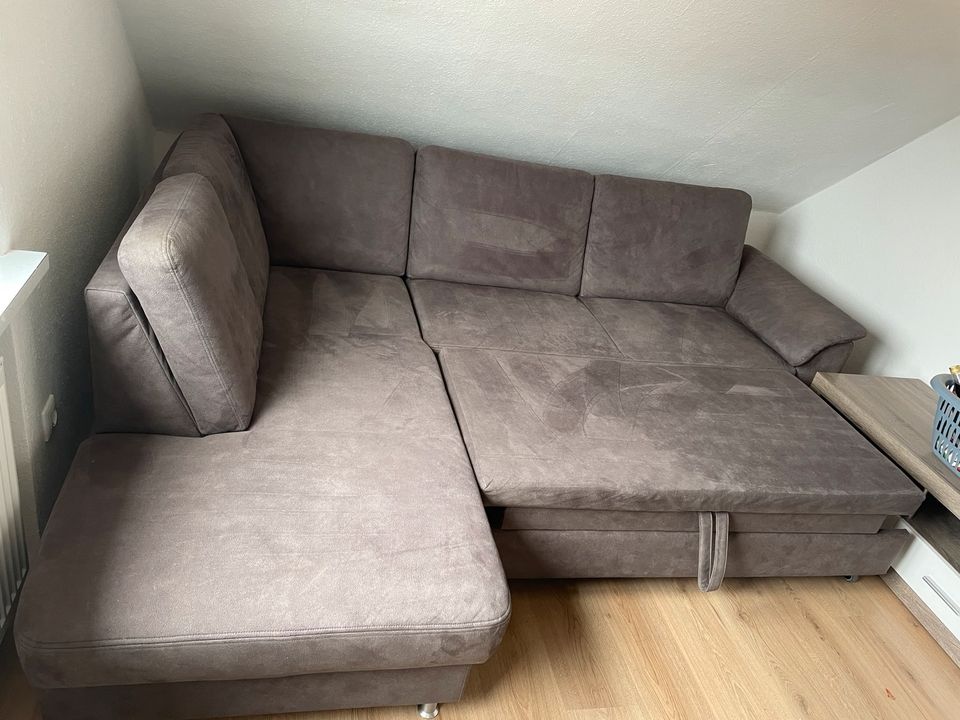 Couch mit Schlaffunktion in Wunsiedel