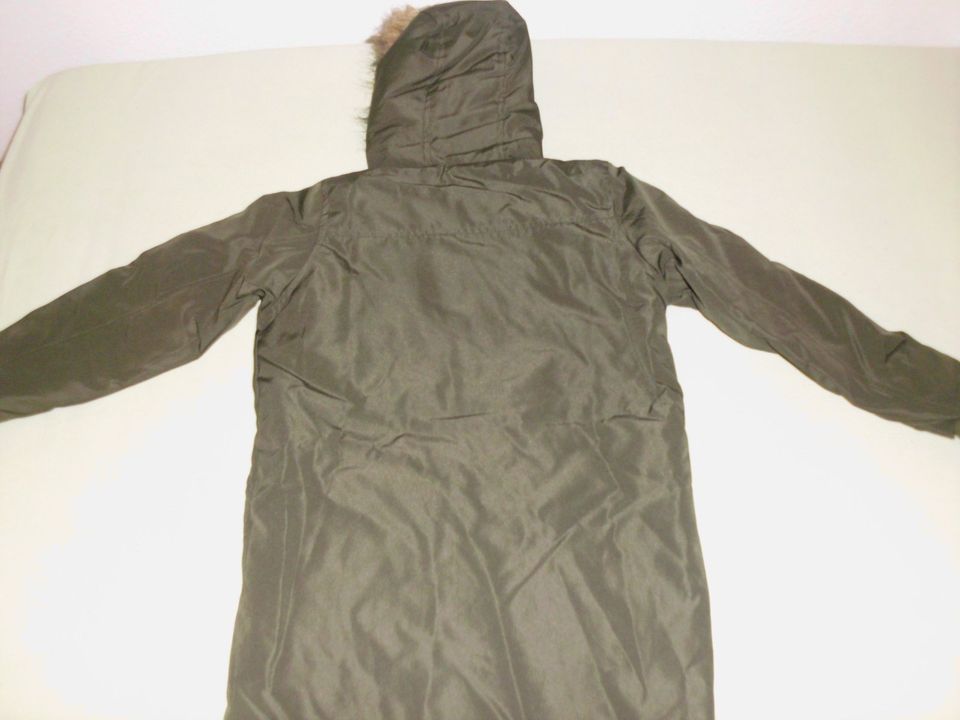 Parka,Winterjacke khaki Größe 122 von Pepperts Neu! in Braunsbedra