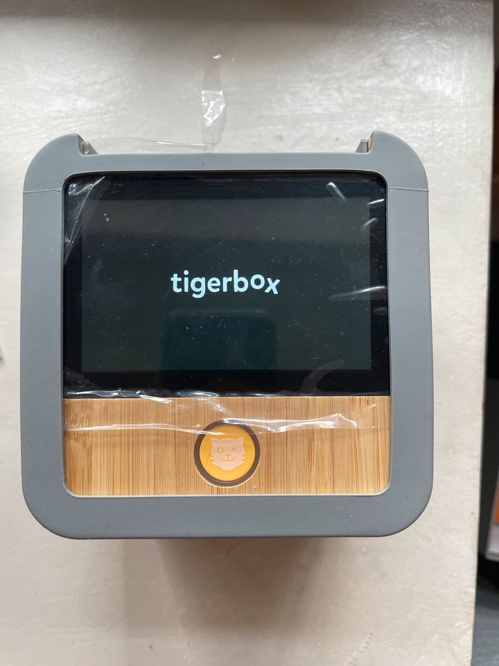 Schutzfolie Tigerbox Auto 4