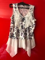 Rüschen Bluse Top Blumen TEMT gr S neu beige blau Baden-Württemberg - Rottweil Vorschau