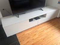 TV-Lowboard aus 2 Elementen weiß/nussbaum (Breite 2-4m,Höhe 42cm) Nordrhein-Westfalen - Ratingen Vorschau