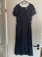 Abendkleid Wickelkleid Stillkleid von DKNY, Größe 40 Niedersachsen - Osnabrück Vorschau