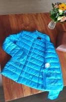 ESCADA SPORT Jacke Steppjacke azurblau 34 XS figurbetont Berlin - Lichtenberg Vorschau