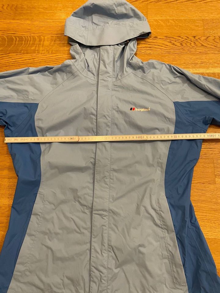 Damen Regen Jacke Berghaus Gr. L in Frankfurt am Main