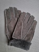 Neue schwarze, weiche, warme Handschuhe aus gewachsenem Lammfell Hessen - Langenselbold Vorschau
