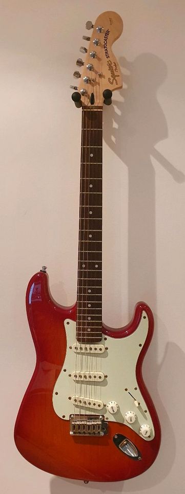 Fender Squier Stratocaster Standard Special CSB IL in Heppenheim (Bergstraße)