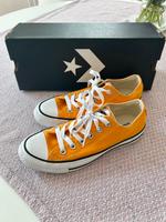 Chucks von Converse in ockergelb Baden-Württemberg - Mannheim Vorschau
