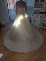 Brautkleid/Hochzeitskleid/Tüll/Glitzer/Schleppe/Schleier Kr. München - Ottobrunn Vorschau