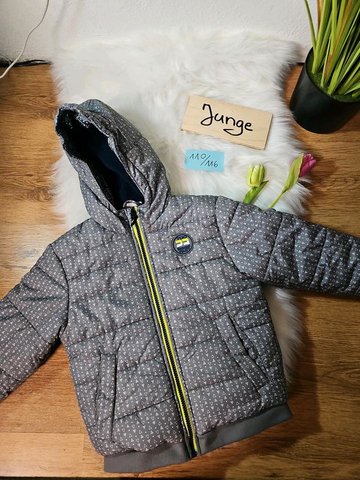 Winterjacke von Kids in Größe 110/116 in Nittendorf 