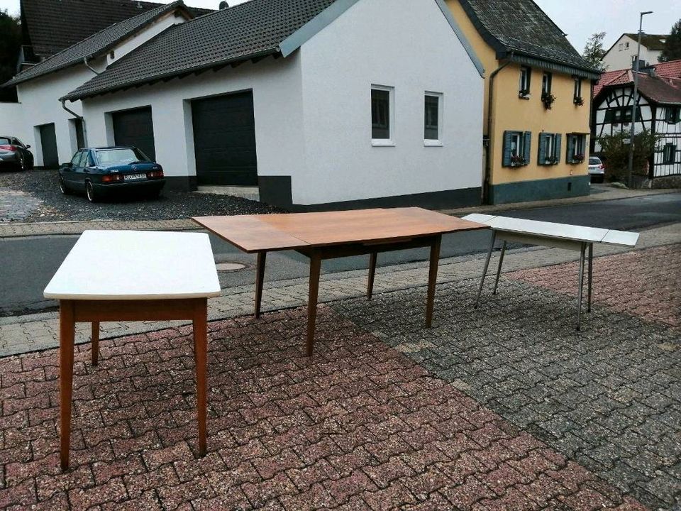 Vintage 60er 70er Küchentisch Eßtisch Tisch in Taunusstein