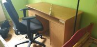 Schreibtisch mit stuhl gebrauchter zustand zu verschenken Bayern - Forchheim Vorschau