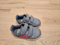 Schuhe Adidas Größe 23 günstig abzugeben München - Trudering-Riem Vorschau