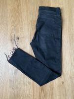 Noisy May destroyed midwaist Jeans Gr. 27/32 Schwarz Bremen-Mitte - Bremen Altstadt Vorschau