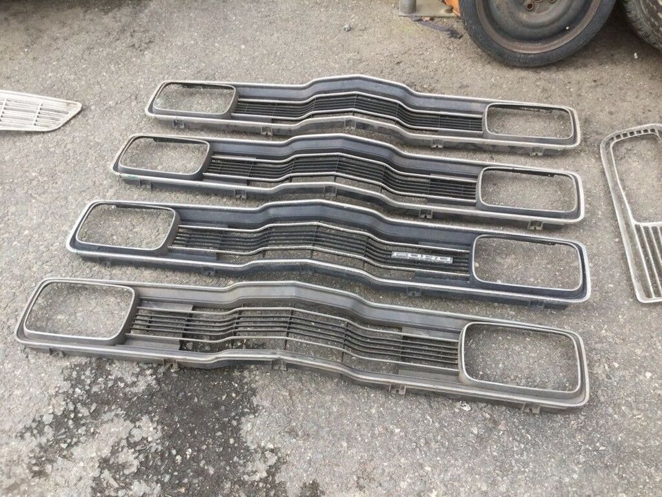 Ford Taunus Knudsen Frontgrill Kühlergrill verschiedene Versionen in Loxstedt