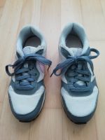 Nike Mädchenschuhe Größe 36,5 München - Pasing-Obermenzing Vorschau