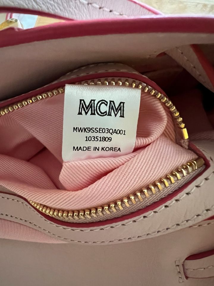 MCM Rucksack rosa in Mönchengladbach