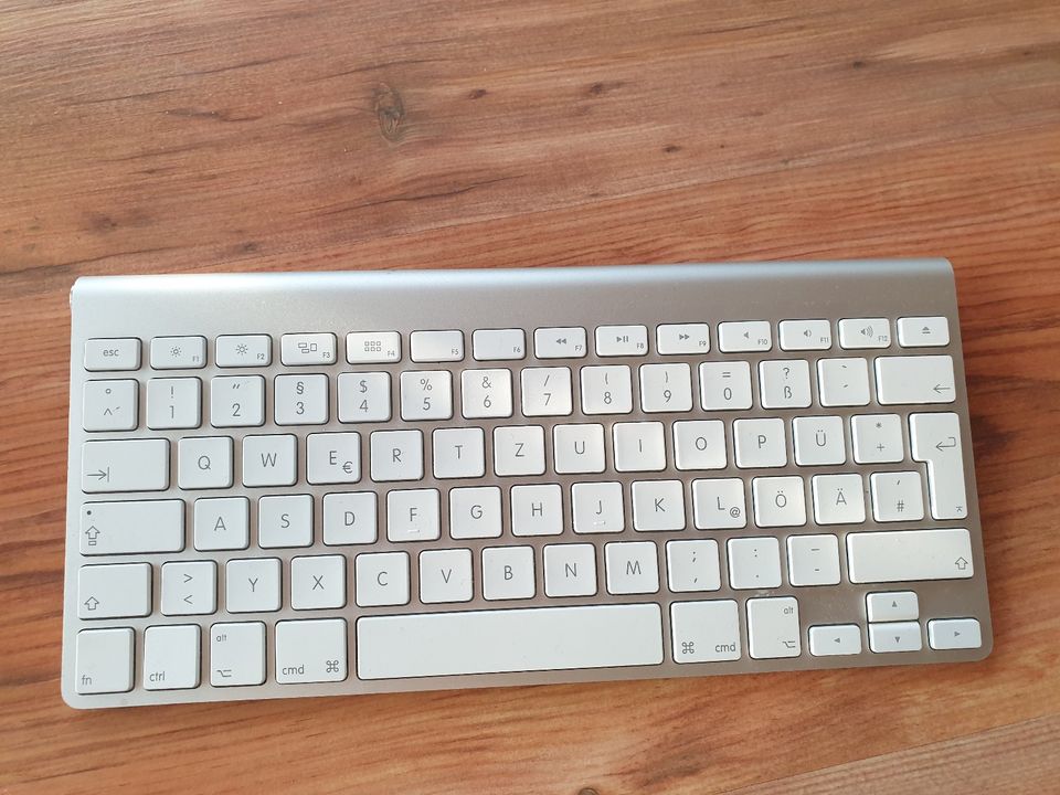 Apple Tastatur weiß Computertastatur Mini in Wildberg