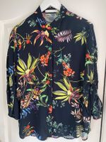 OUI Oversized Bluse Gr. S 36 dunkelblau Blumenmuster Düsseldorf - Heerdt Vorschau