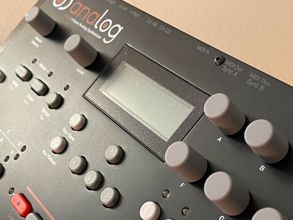 Elektron Analog Four MK I in Köln