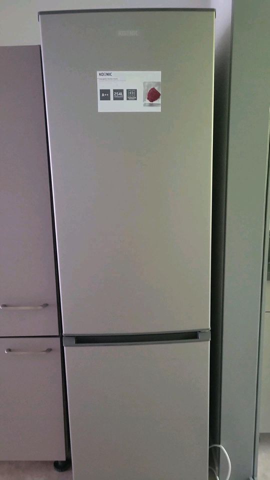 Kühlschrank mit gefrierschrank/gefrierfach in Hannover