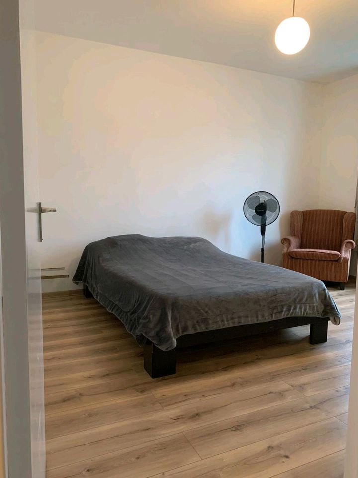 Bezugsfreie Zwei-Zimmer-Wohnung in Steglitz in Berlin