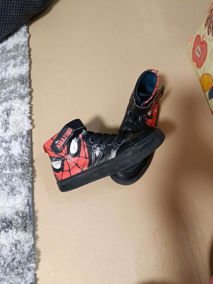 Spiderman Schuhe Junge Größe 32 in Köln