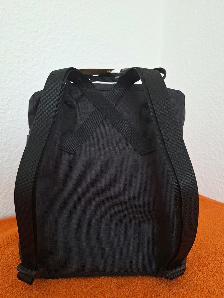 SCHWARZ RUCKSACK KANKEN FJALLRAVEN NEU 16 L in Jade