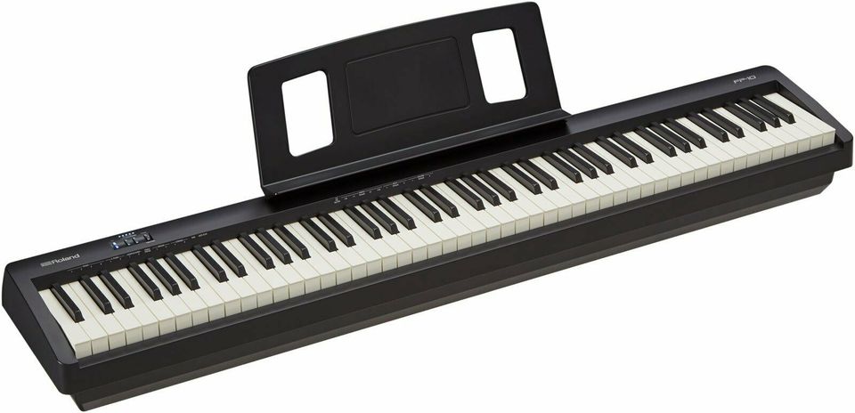 Roland FP-10 BK Stage-Piano mit 88 Tasten "NEU & OVP" in Deggendorf