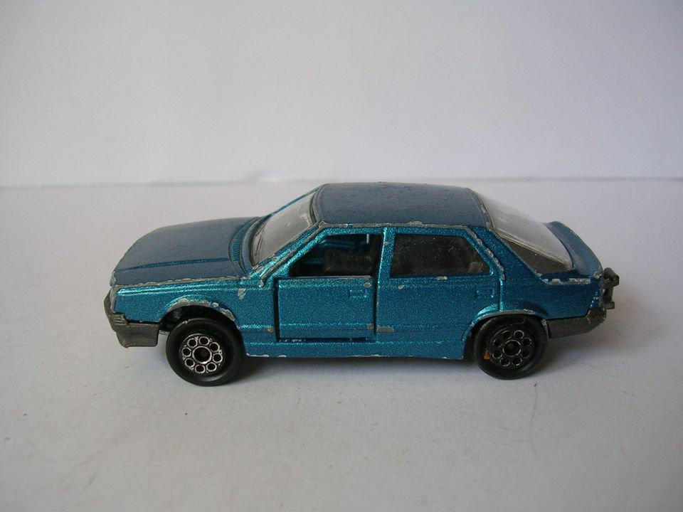 Renault 25 - Majorette No. 222 C-Renault 1985 - 1:63 in Dorsheim